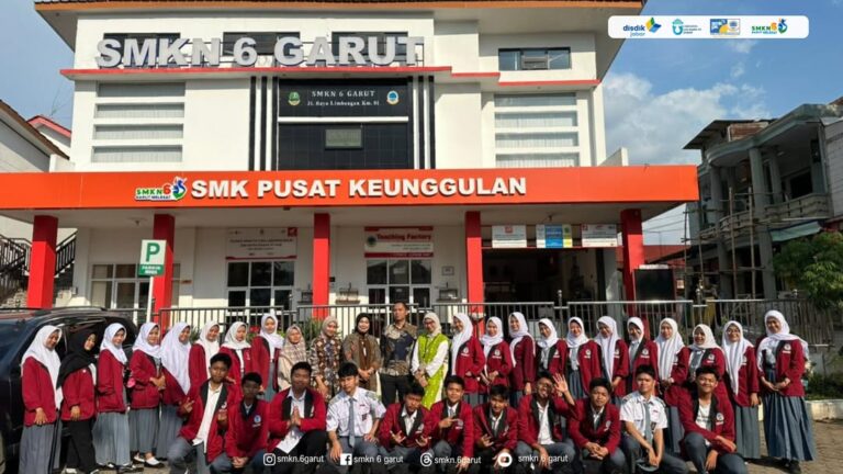 Guru Tamu Konsentrasi Keahlian Akuntansi