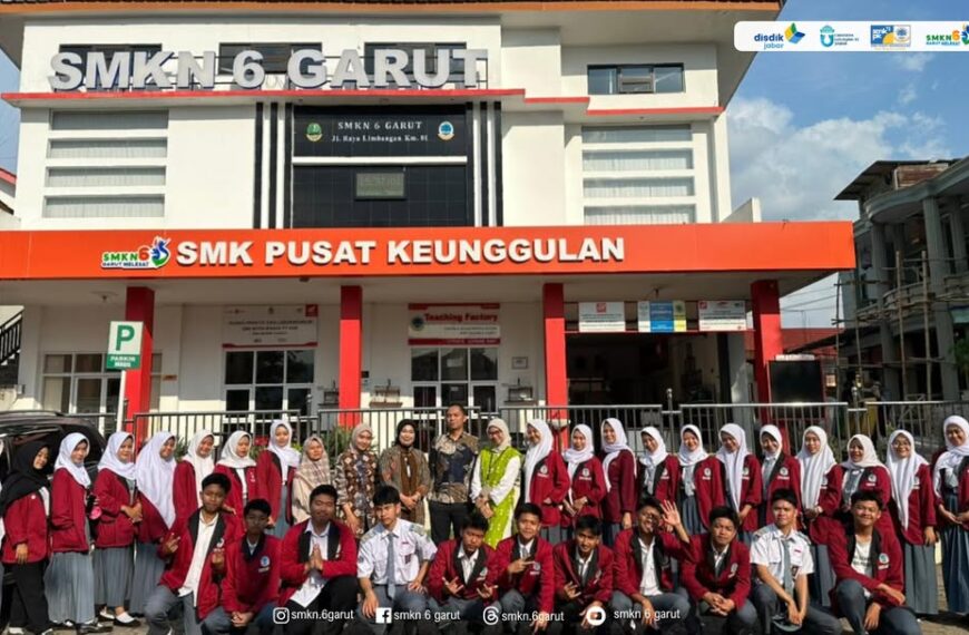 Guru Tamu Konsentrasi Keahlian Akuntansi